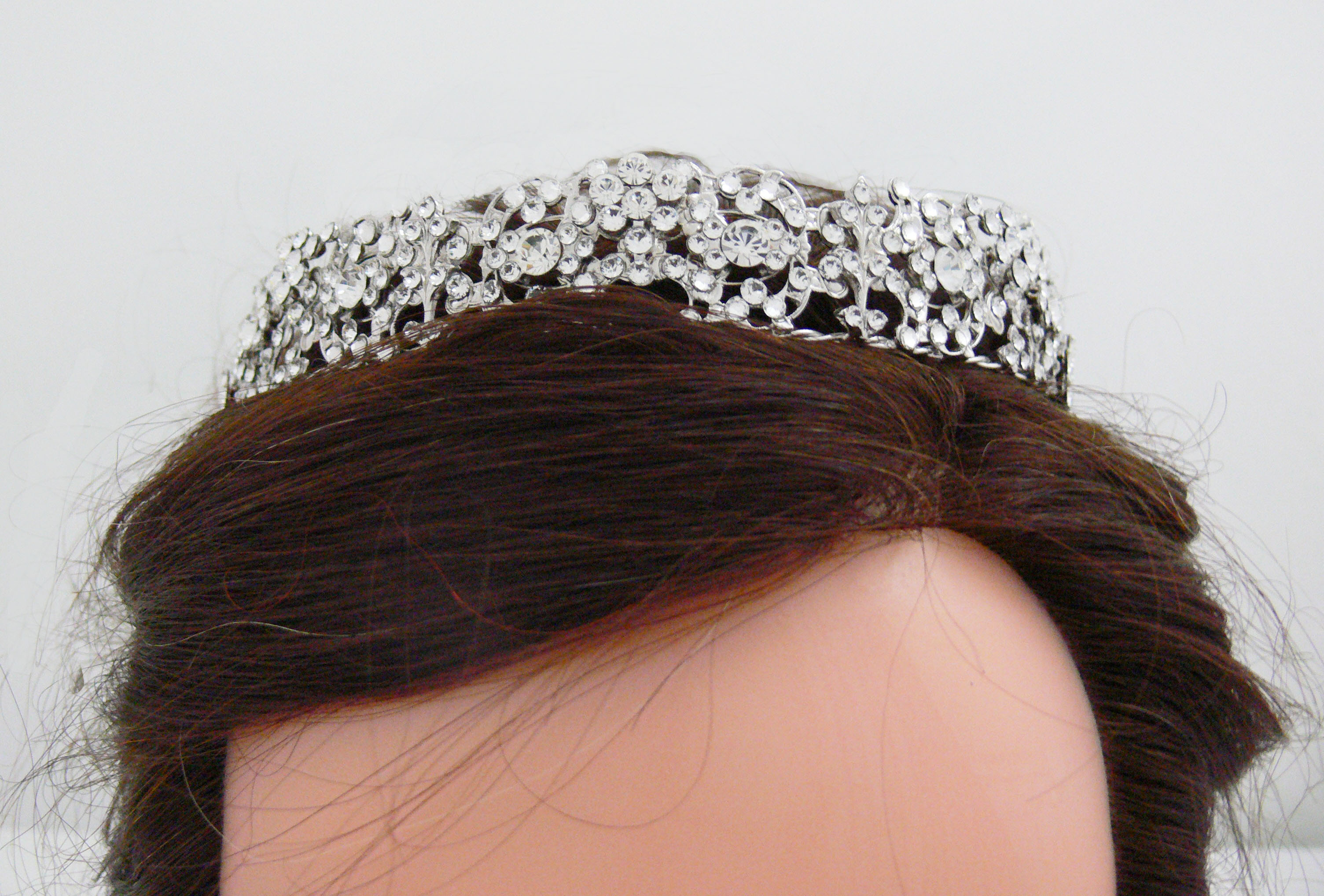Aivy Tiara by Say Bella